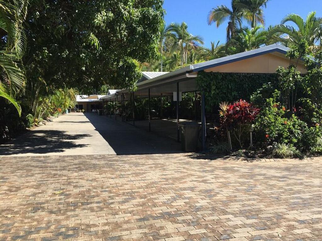Lazy Lizard Motor Inn Port Douglas Zewnętrze zdjęcie