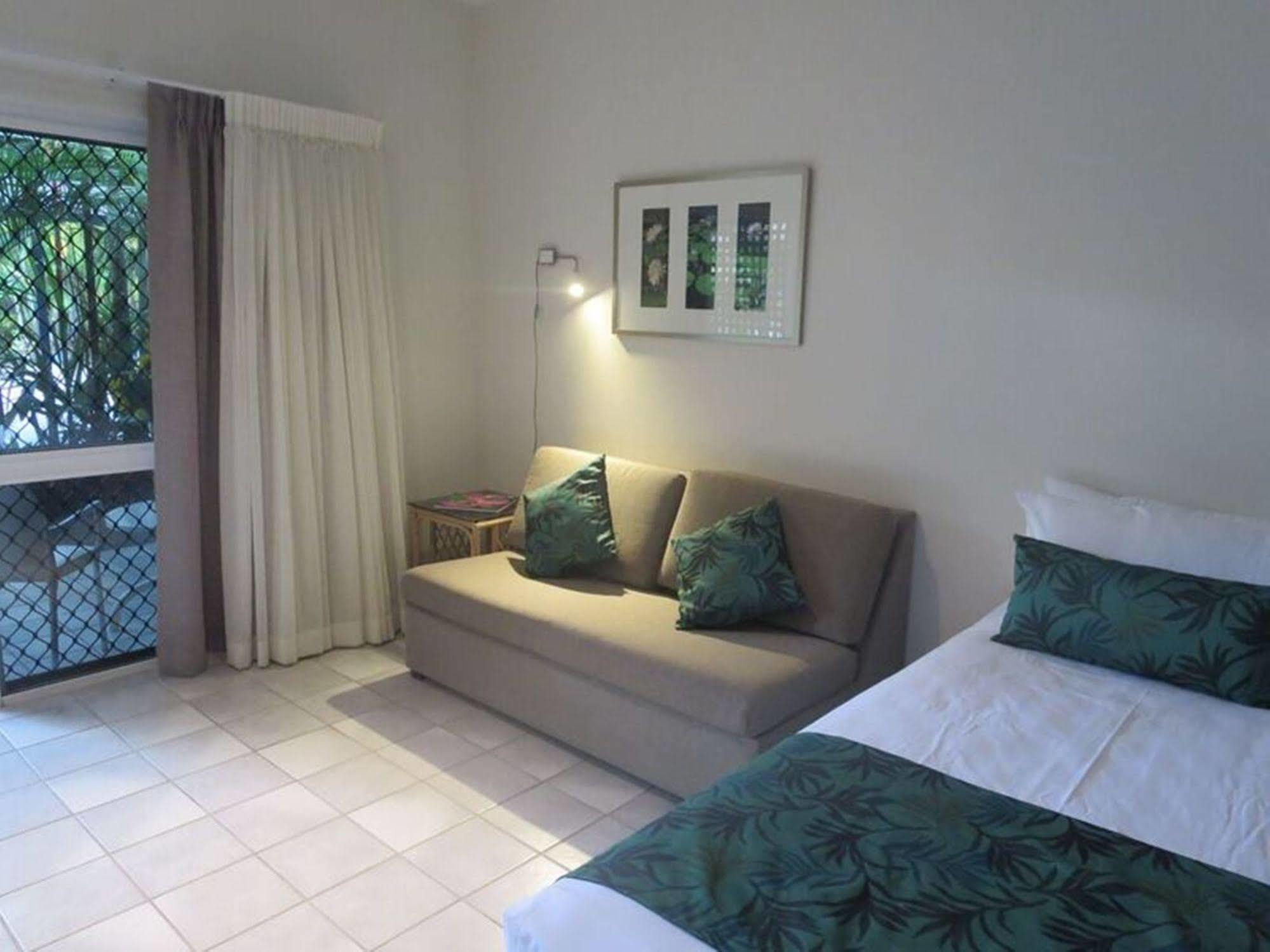 Lazy Lizard Motor Inn Port Douglas Zewnętrze zdjęcie